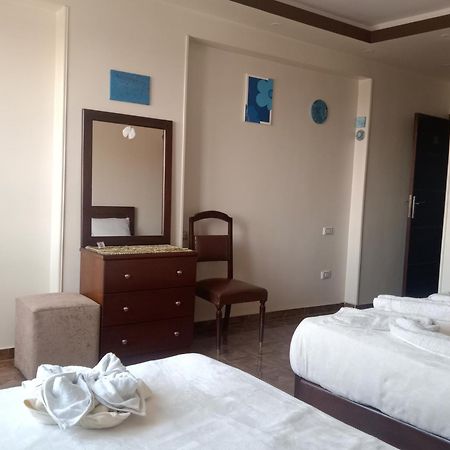 Isis Guest House Nazlet el-Sîsi Exteriér fotografie